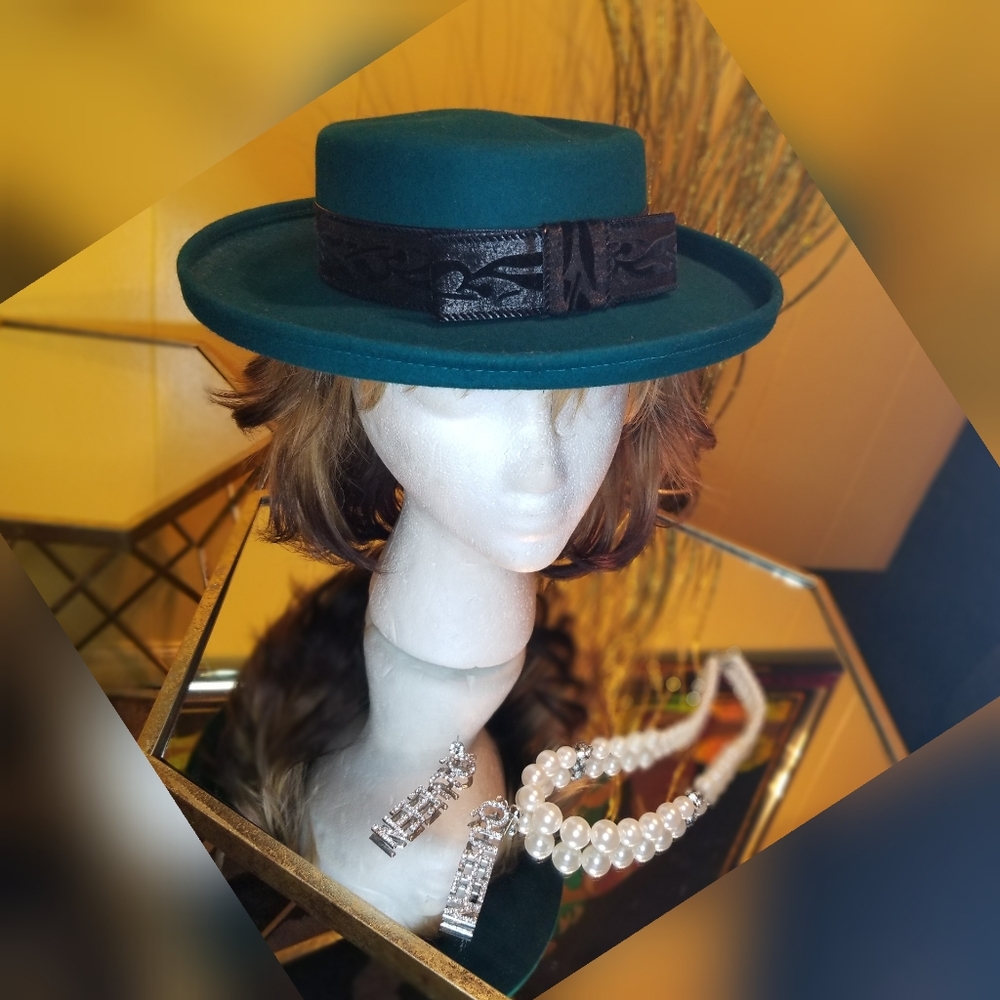 hat